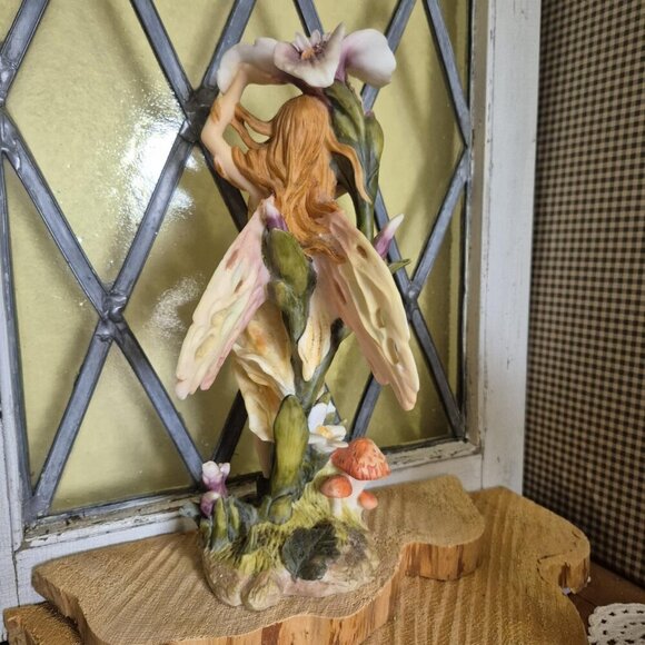 ROMANTIC FAIRIES Figurine Fairy Trinket - Picture 3 of 7